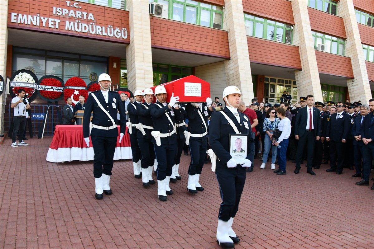 Şehit Polis memleketine uğurlandı