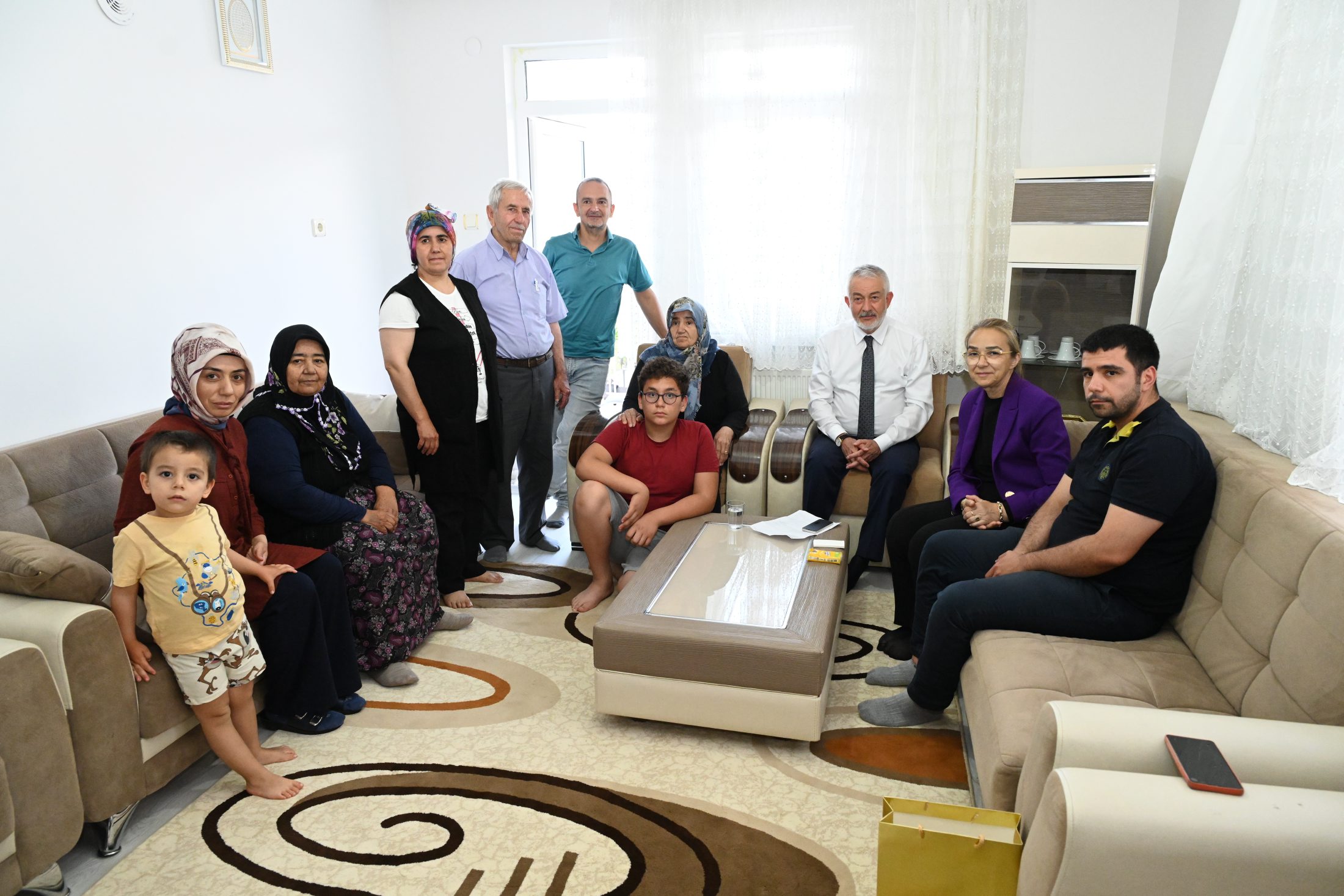 110 gram altını hastane ek hizmet binası için bağışladı 