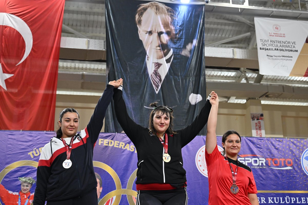 Isparta’da Gençler Kulüpler Türkiye Halter Şampiyonası Devam Ediyor