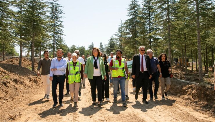 Burcu Köksal, Garnizon Millet Bahçesi’nde devam eden çalışmaları yerinde inceledi