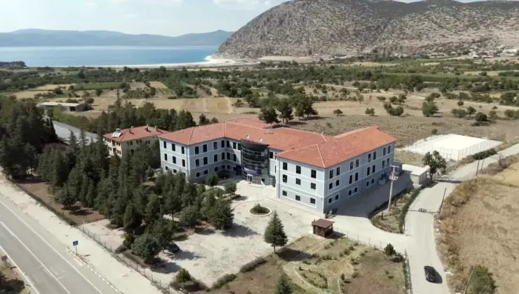 MAKÜ’den Salda Turizmine Önemli Yatırım: Lavanta Tepesi Hotel Salda