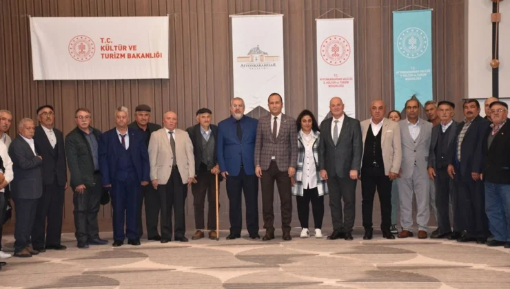 ‘Canlar’ Afyon’da buluştu: “Alevi-Bektaşi toplumlar bir araya gelsin”