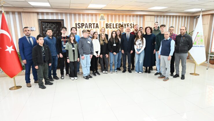 Isparta Anadolu Lisesi’nin Erasmus Projesi: “Doğayı Koru, Geleceği Koru”