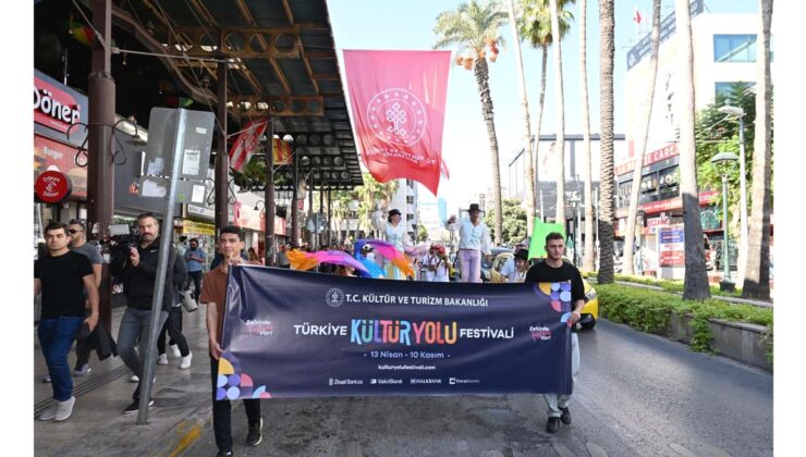Antalya Kültür Yolu Festivali şehri canlandırdı