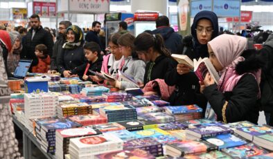 7. Isparta Kitap Fuarı’na yoğun ilgi