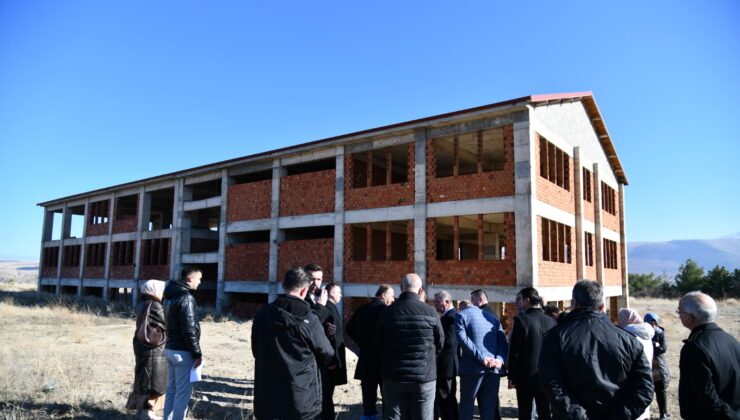 Gelendost’ta tarım meslek lisesi için ilk adım atıldı