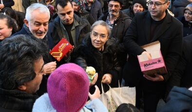 Başkan Başdeğirmen Kandilde çocukları sevindirdi