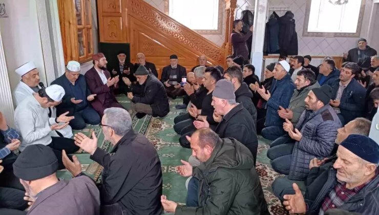 Erzurum’da Şehit Astsubay Çavuş Taha Nergiz için mevlit programı düzenlendi
