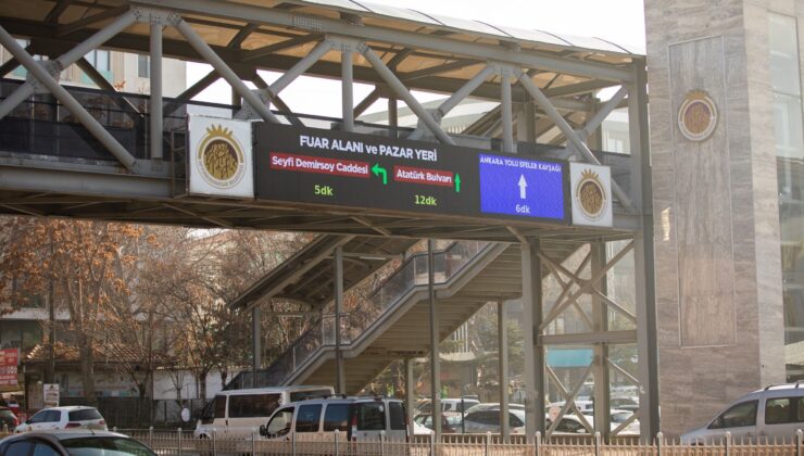Afyon’da trafikte akıllı yönlendirme uygulaması başladı