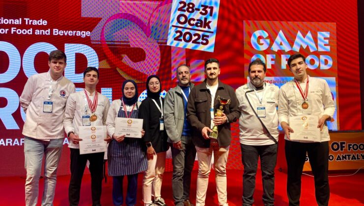 MAKÜ gastronomi öğrencilerinden uluslararası yemek yarışmasında büyük başarı