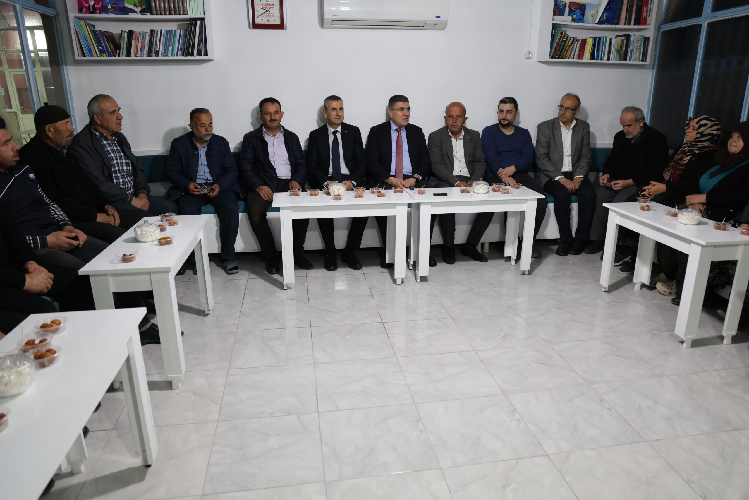 MAKÜ’den köylere akademik destek: ‘Köy Üniversitesi’ Projesi hayata geçti