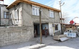 Zafer Mahallesi’nde yanan ev yeniden hayat buldu