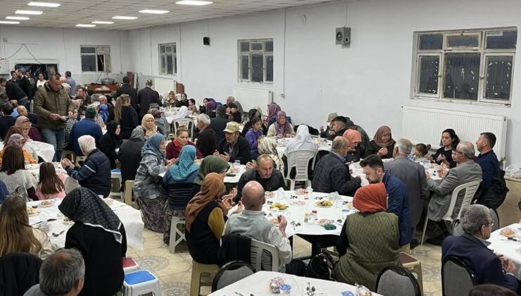 Senirkentliler geleneksel iftarda buluştu