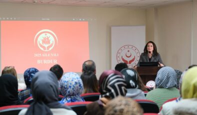 Vali Baydar Bilgihan Aile Yılı Eğitim Programı’na katıldı