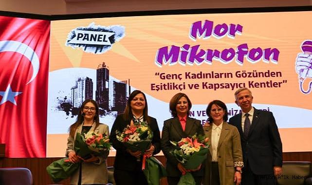 BAŞKAN KÖKSAL MOR MİKROFON PANELİNDE GENÇLERE SESLENDİ
