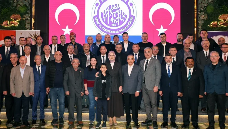 ‘İftarımıza Protokolün Yoğun Katılımı Hazmedilemedi’