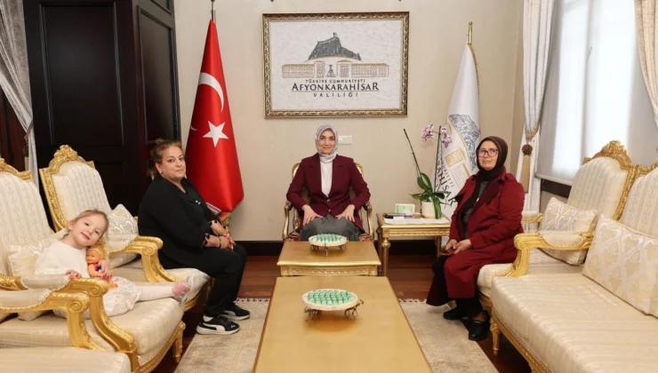 Vali Yiğitbaşı’ndan Duygusal Kabul: Şehit Annesi Gülbahar Çevikel’i Makamında Ağırladı