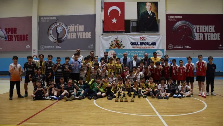 Okul Sporları Futsal Müsabakaları Sona Erdi