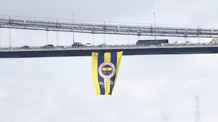 “Dünyanın En Güzel Takımı” Bir Kez Daha Tarih Yazdı: Fenerbahçe Beko Avrupa’nın Zirvesinde!