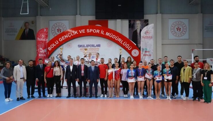 Mustafa Kaçıkoç Anadolu Lisesi artistik cimnastikte Türkiye şampiyonu oldu