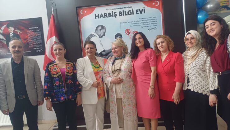 Afyon’da El Emeği, Gönül Birliğiyle Buluştu: Kurs Sergisi Kadın Gücünün Sessiz Devrimi Oldu