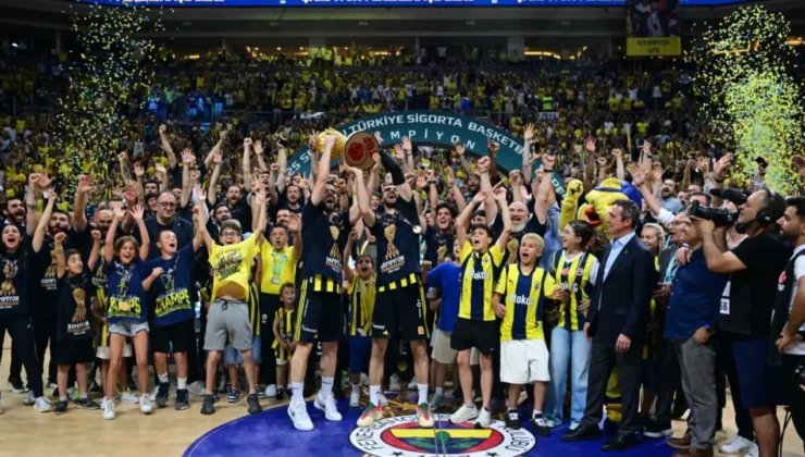 Basketbol Süper Ligi’nde Şampiyon Fenerbahçe Beko: Sarı-Lacivertlilerden Tarihi Üçleme!