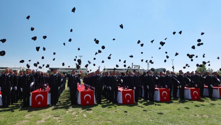 Afyonkarahisar’da Polis Mezuniyet Coşkusu