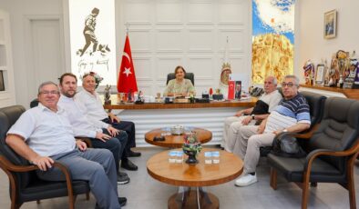 Başkan Köksal, Tecrübeli İsimlerle Bir Araya Geldi: Geçmişten Geleceğe Afyonkarahisar Konuşuldu