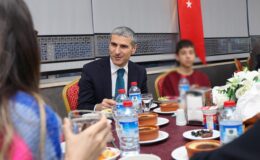 Afyonkarahisar Valisi Naci Aktaş İftarını Çocuklarla Paylaştı: “Hayal Kurmaktan Vazgeçmeyin”