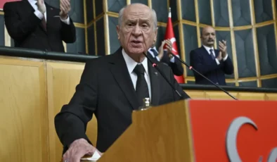 Bahçeli: Bir halkı içten çözmeden hiçbir muhasım gücün başarı şansı yoktur