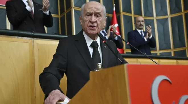 Bahçeli: Bir halkı içten çözmeden hiçbir muhasım gücün başarı şansı yoktur