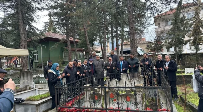 Milli Mücadele kahramanı Hafız İbrahim Demiralay kabri başında anıldı