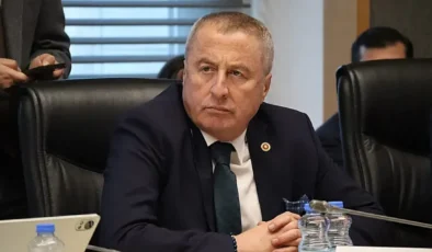 Milletvekili Olgun’dan Kocatepe Gazetesi önündeki kazıya ilişkin dikkat çeken açıklama