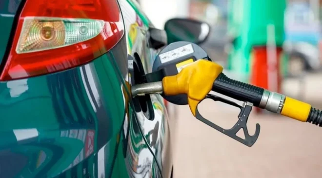Bayram Tatili Öncesi Sürücüye Nefes: Motorine Büyük İndirim Geldi
