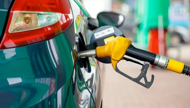 Bayram Tatili Öncesi Sürücüye Nefes: Motorine Büyük İndirim Geldi