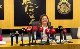 Afyonkarahisar Belediye Meclisi’nde gergin anlar! Komisyon tartışmasında kağıtları yırttı